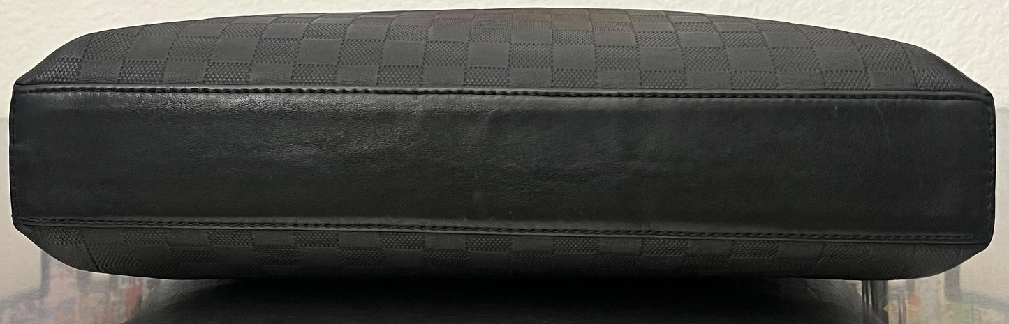 Louis Vuitton Porte Documents Jour Infini