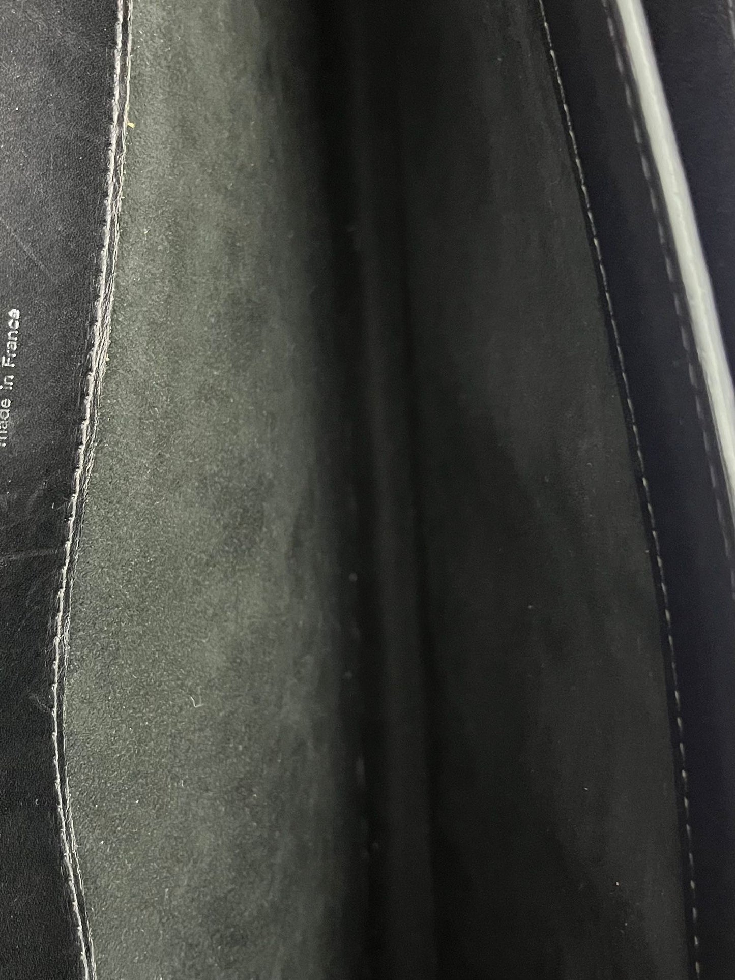 Louis Vuitton Larry Epi Leder