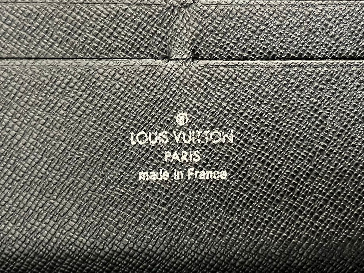 Louis Vuitton Zippy Organizer Epi