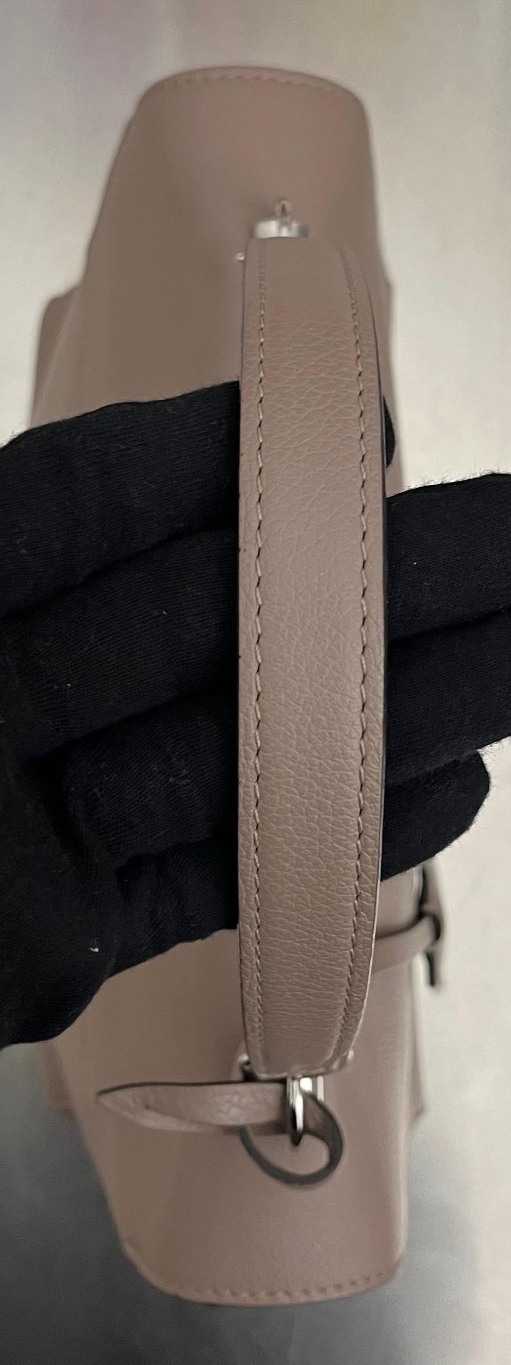 Louis Vuitton Lockme II