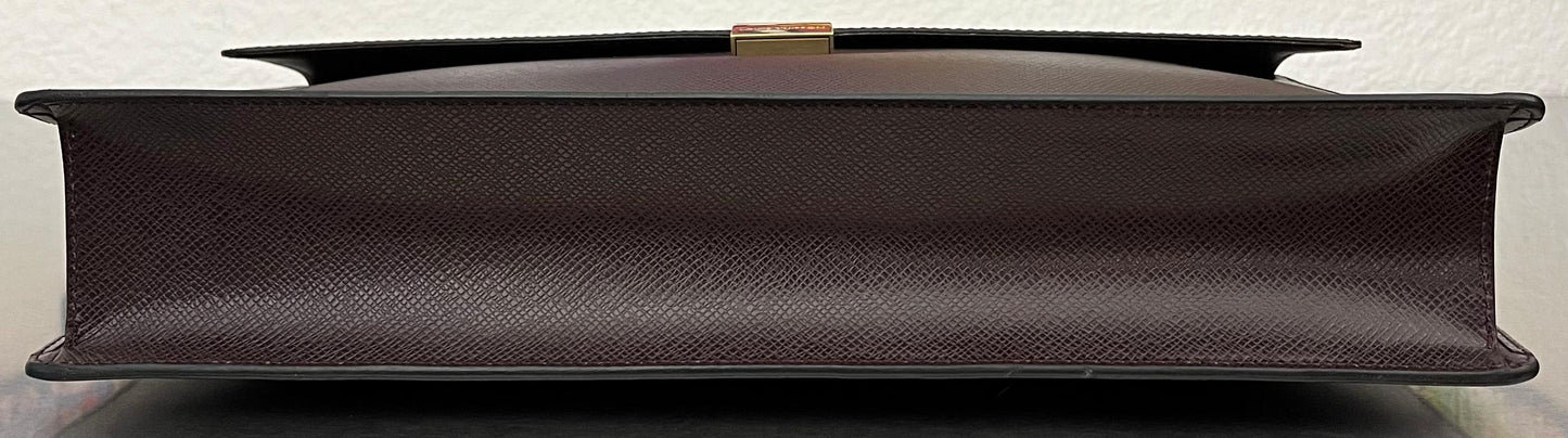 Louis Vuitton Angara Taiga