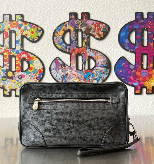 Louis Vuitton Pavel Taiga Leder