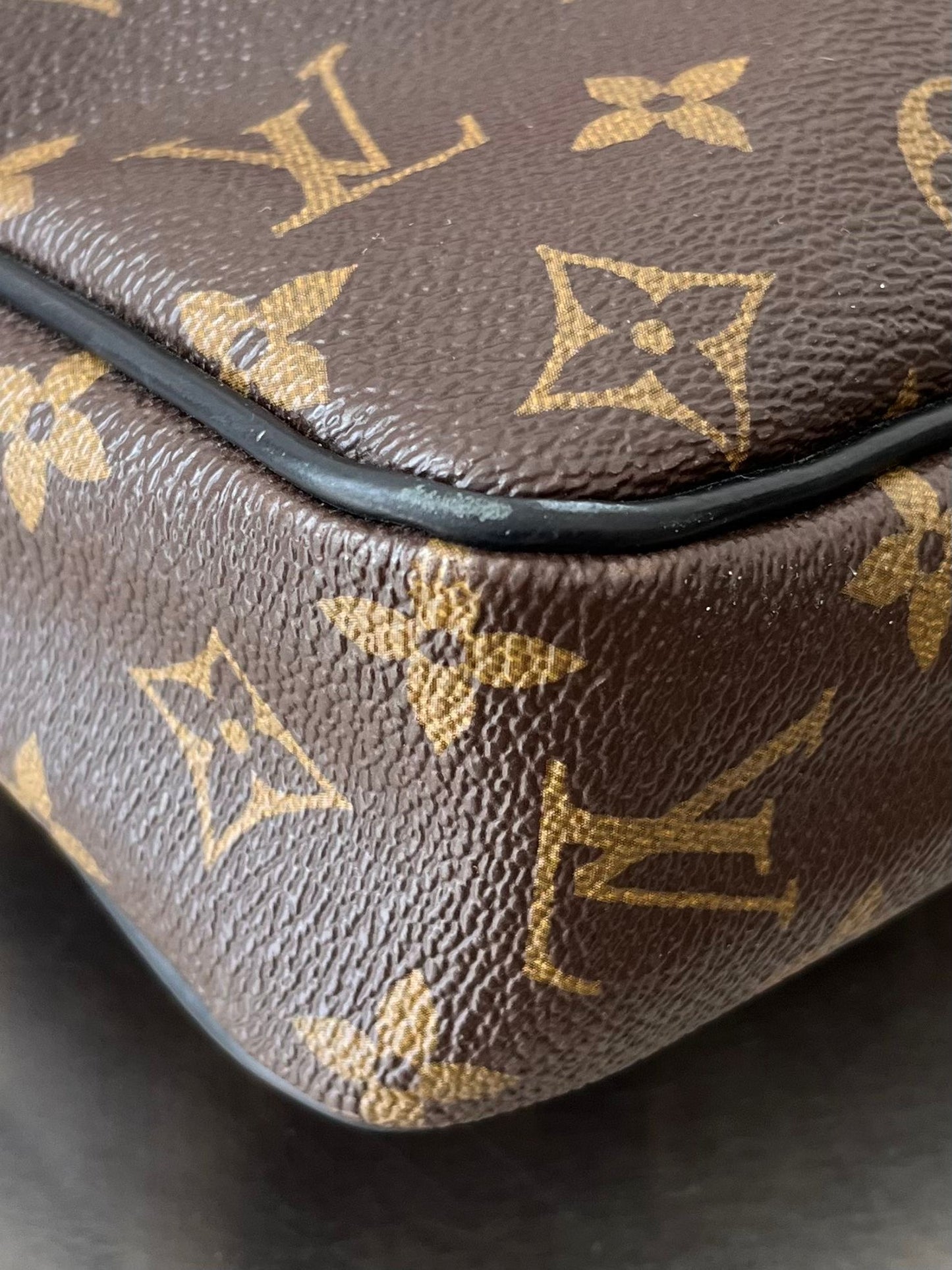 Louis Vuitton Porte-Documents Voyage Macassar