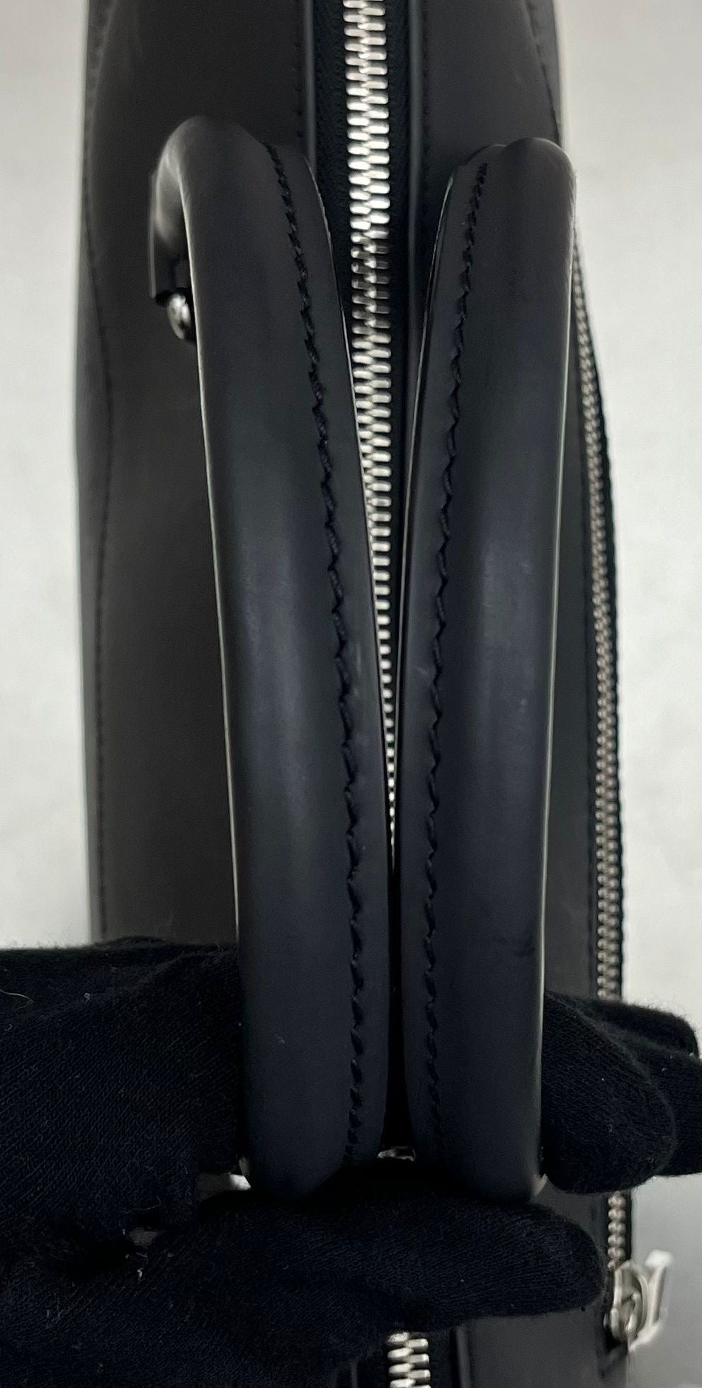 Louis Vuitton Porte Documents Jour