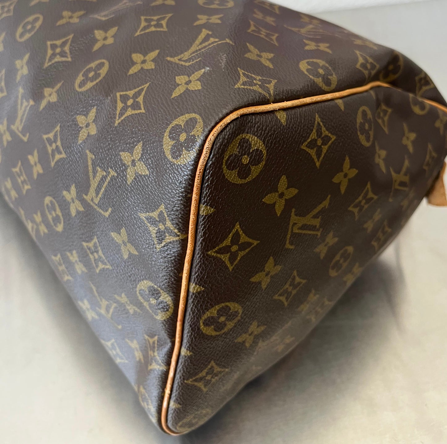 Louis Vuitton Speedy 40
