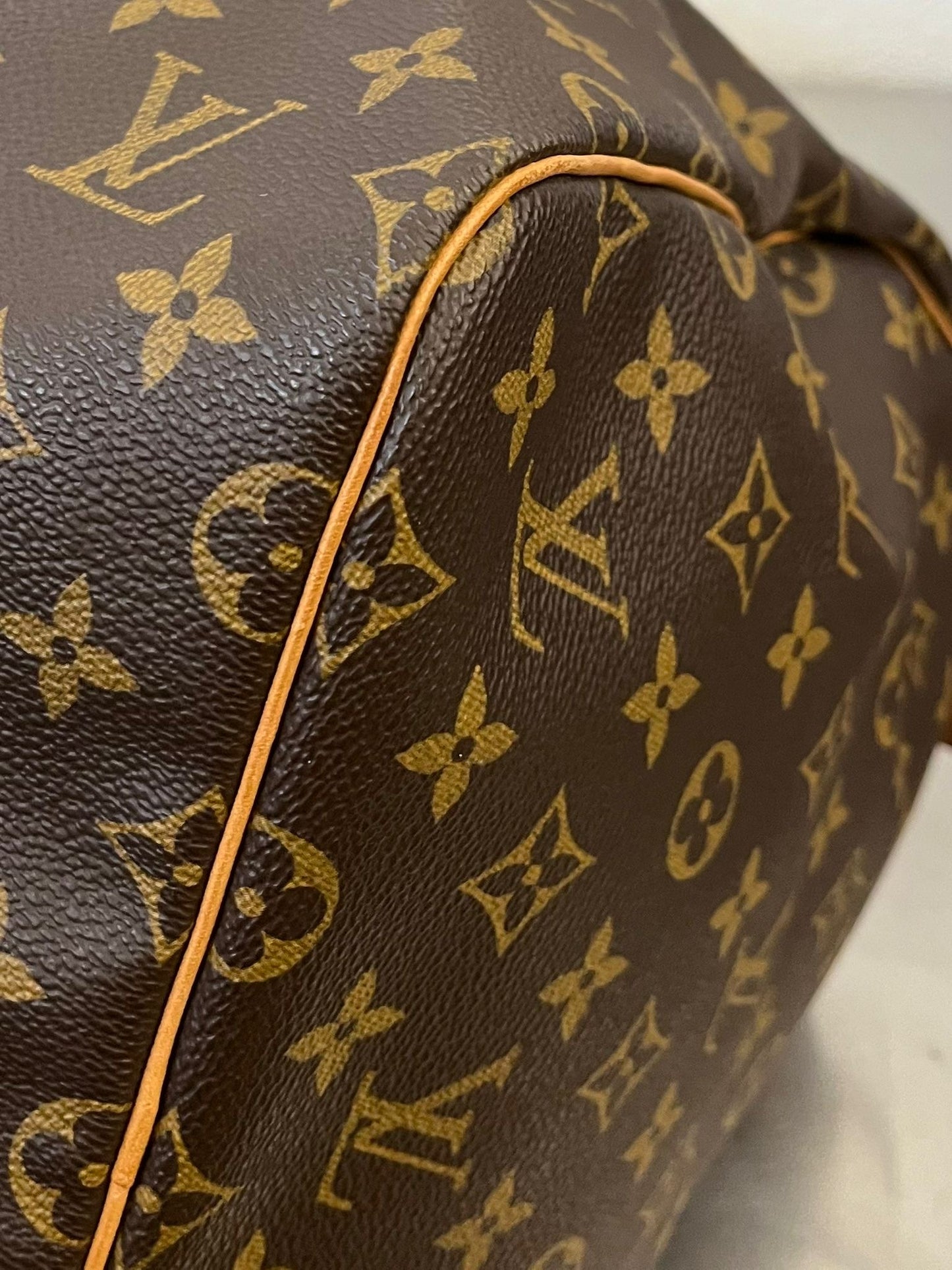 Louis Vuitton Keepall 55