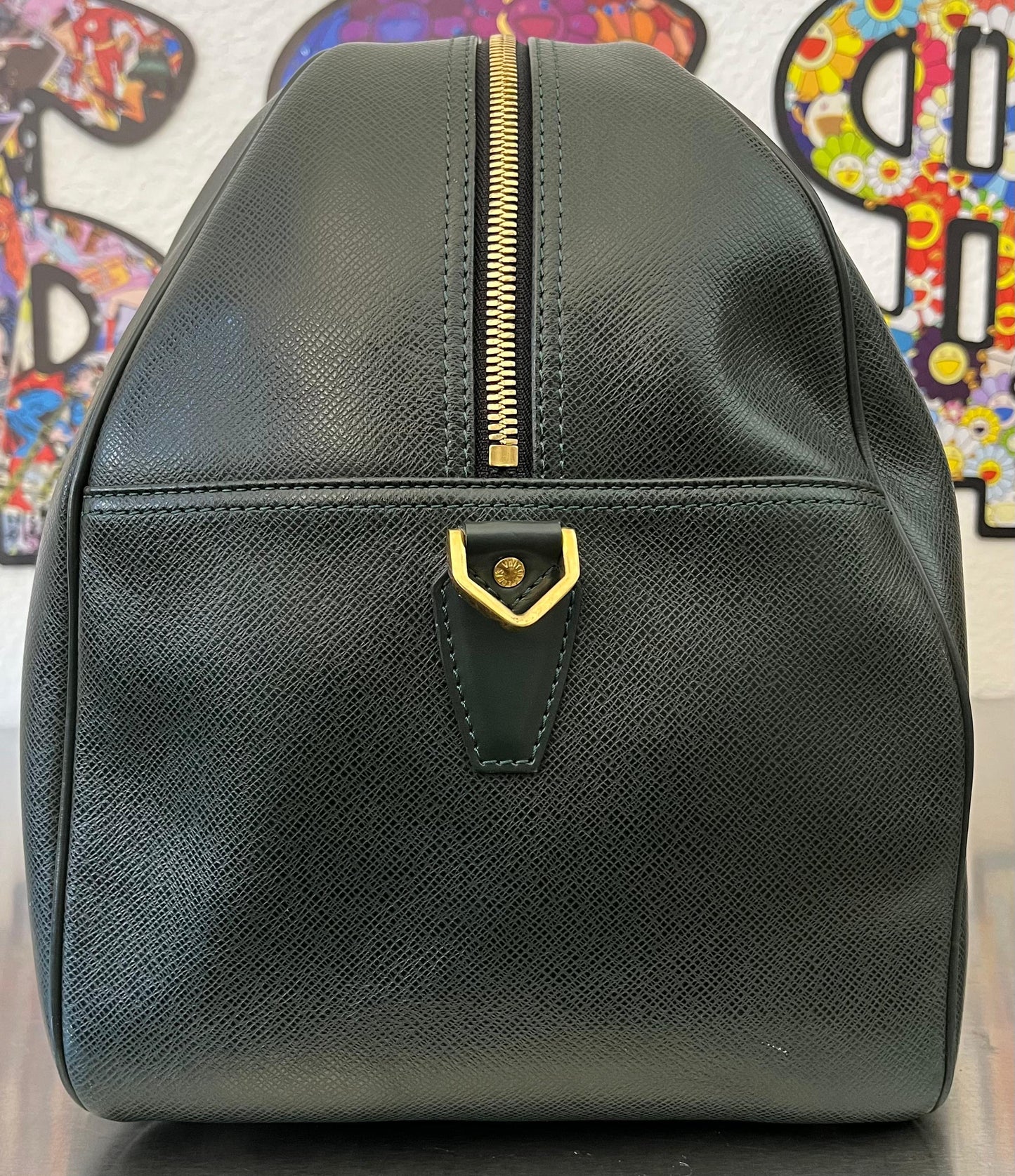 Louis Vuitton Kendall GM Taiga Leder