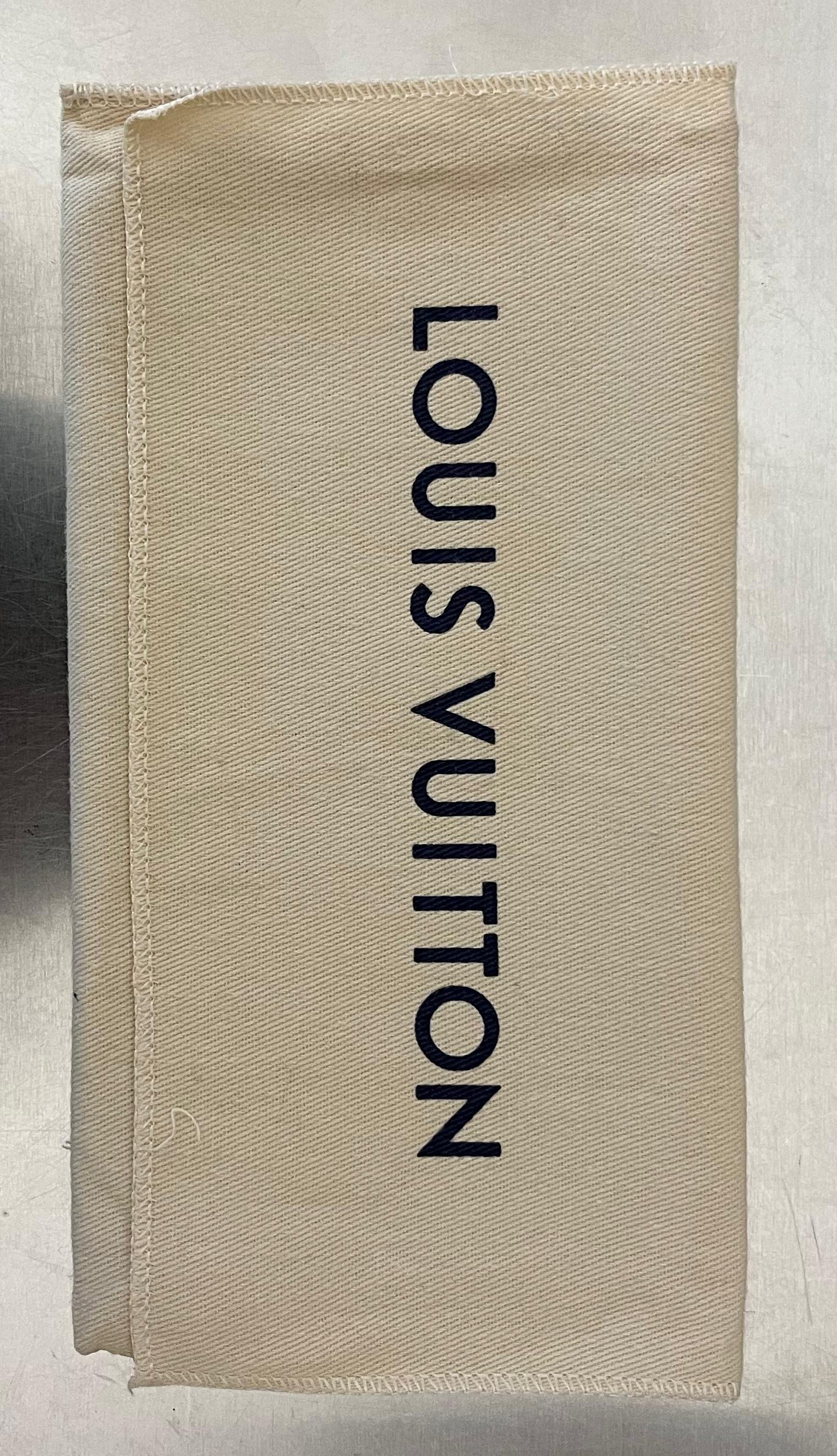 Louis Vuitton Sarah Geldbörse