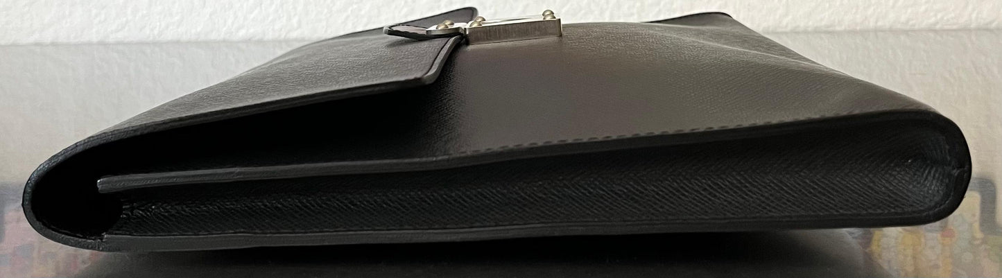 Louis Vuitton Porte Documents Minuto Taiga