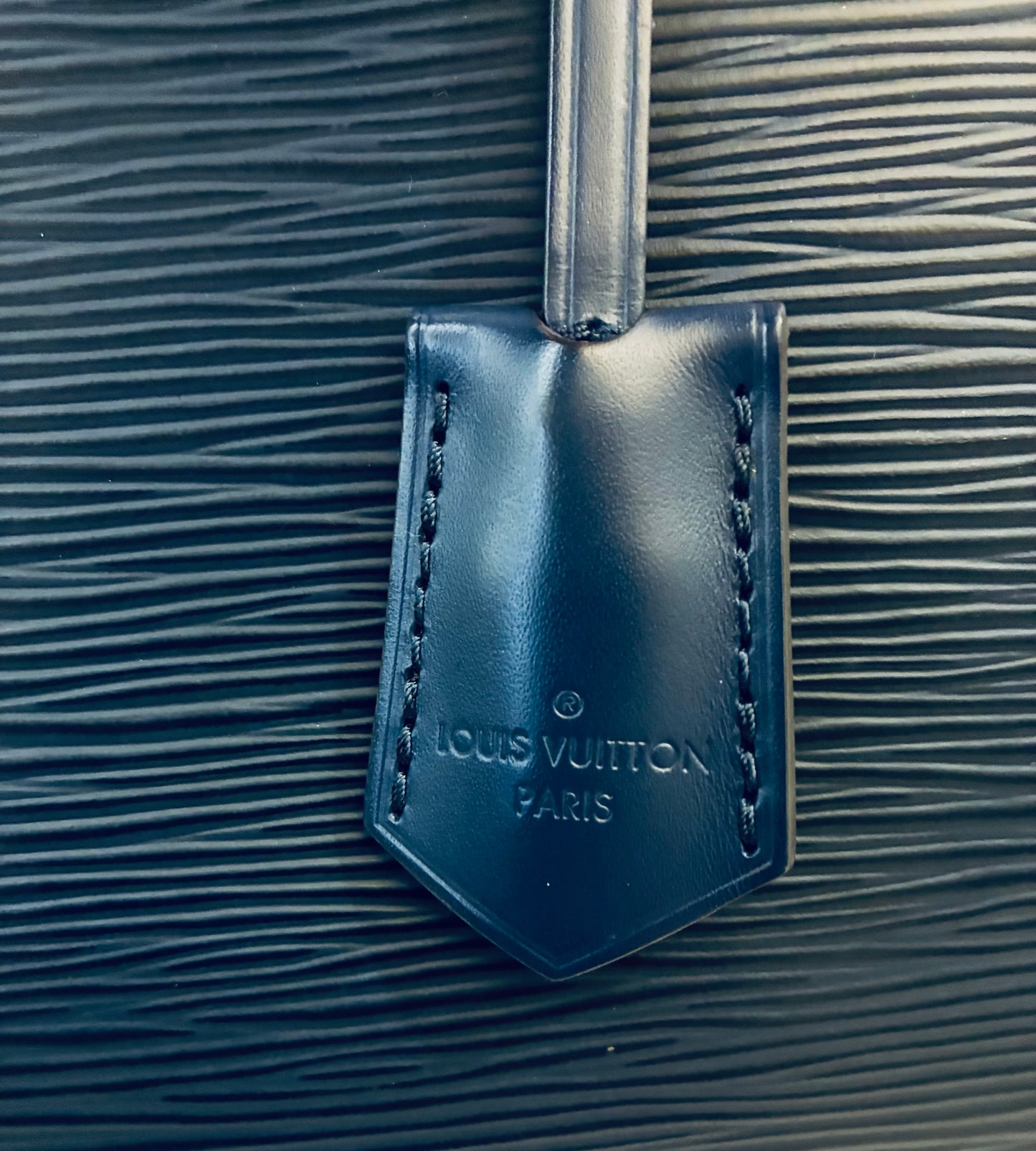 Louis Vuitton Cluny MM Epi