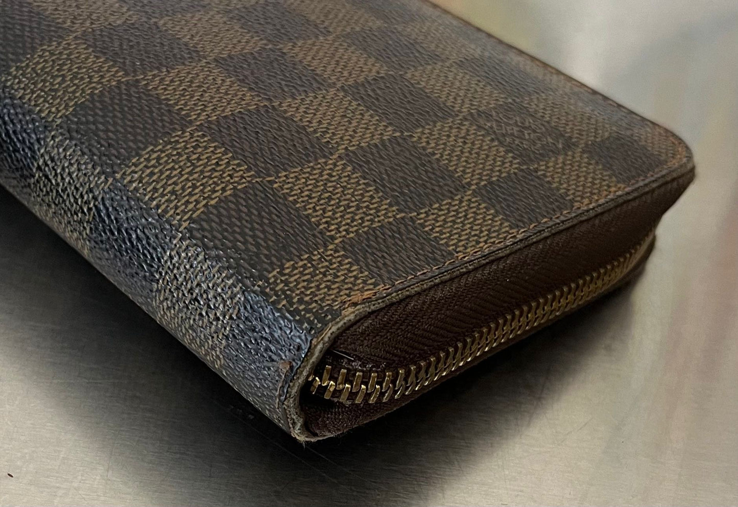 Louis Vuitton Zippy Organizer Damier