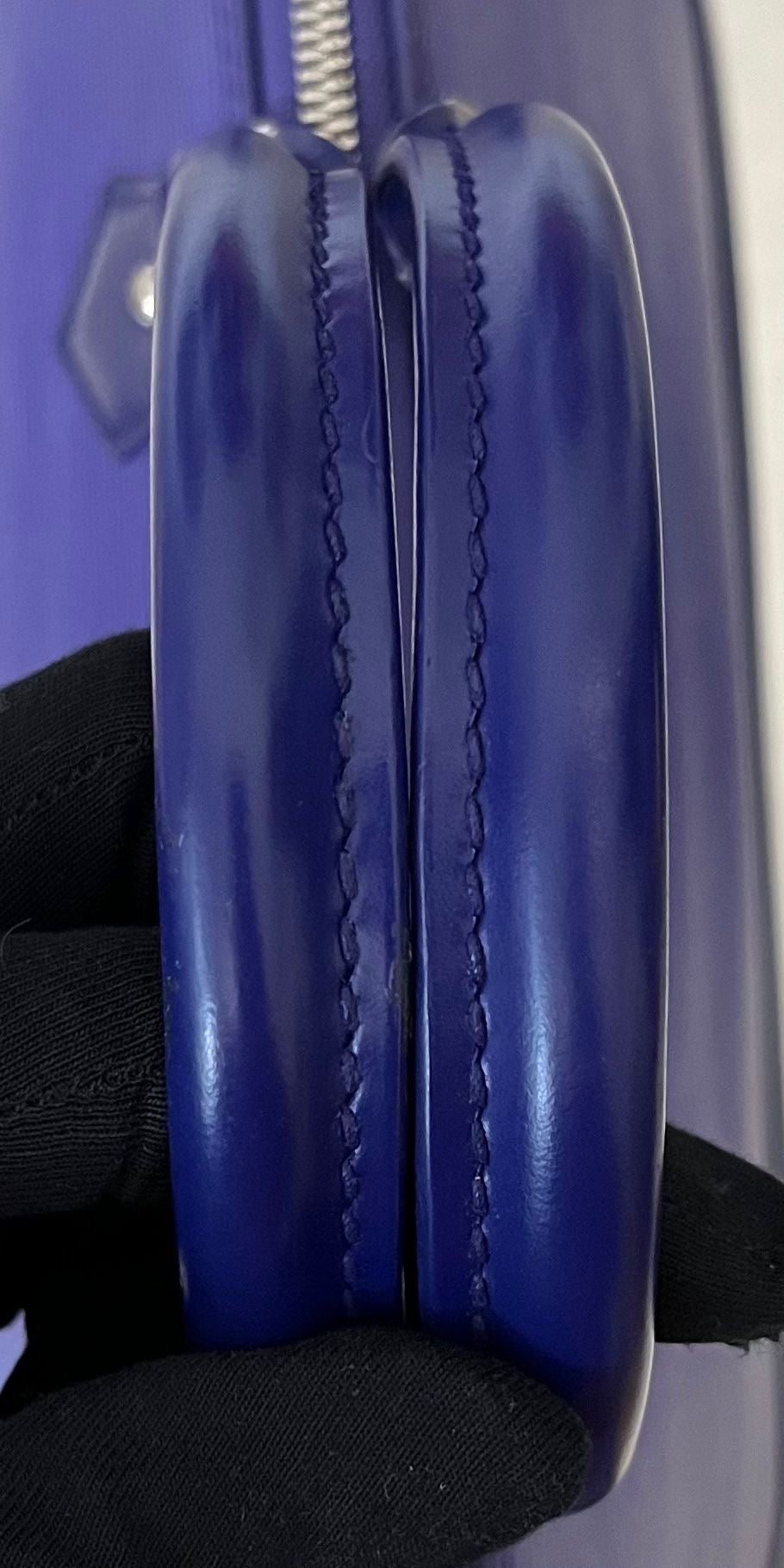 Louis Vuitton Alma GM Epi