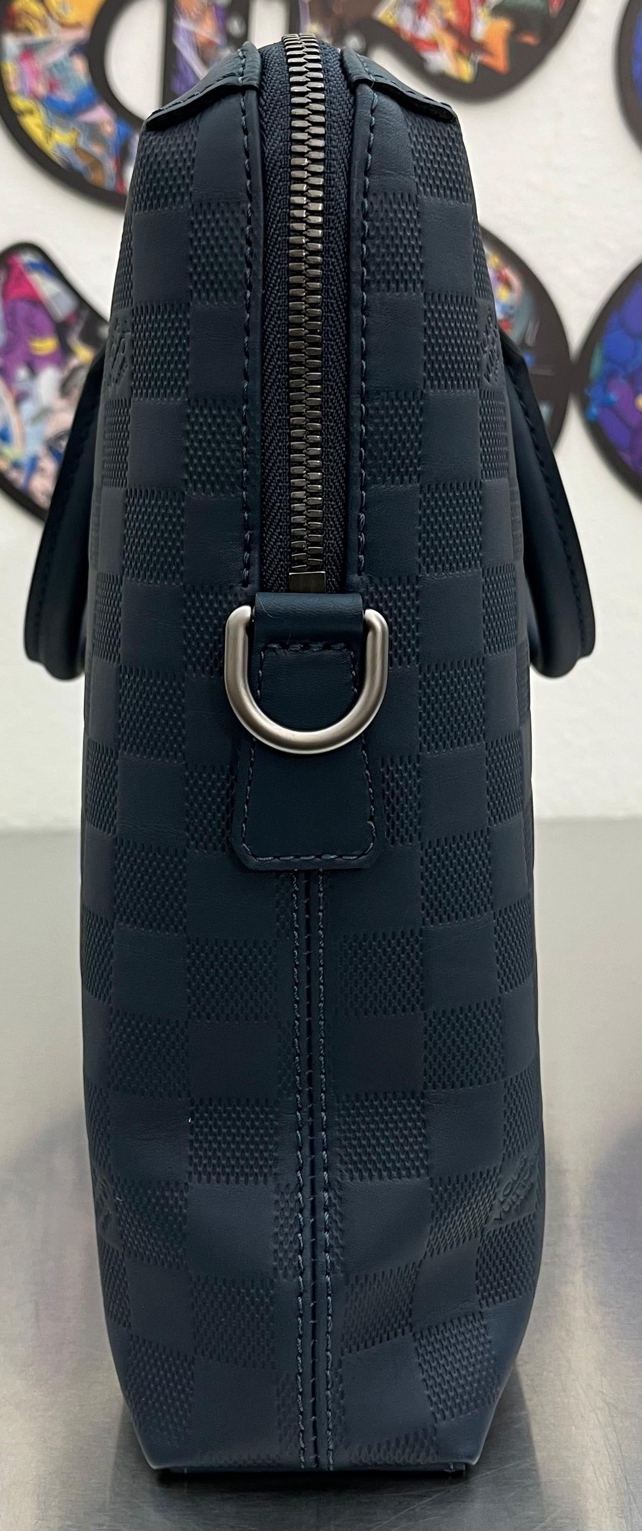 Louis Vuitton Porte Documents Jour Damier Infini Cosmos