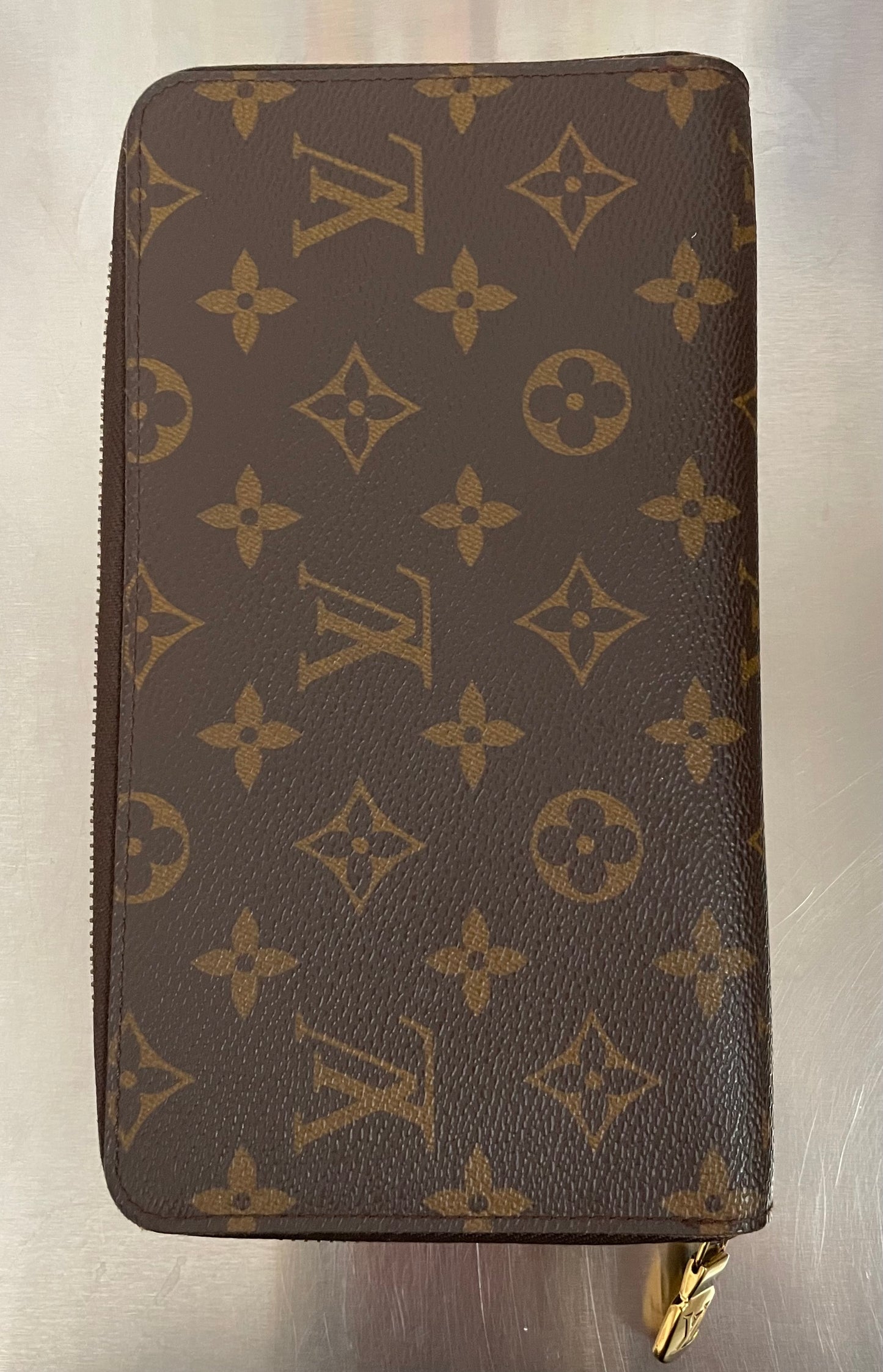 Louis Vuitton Zippy Organizer