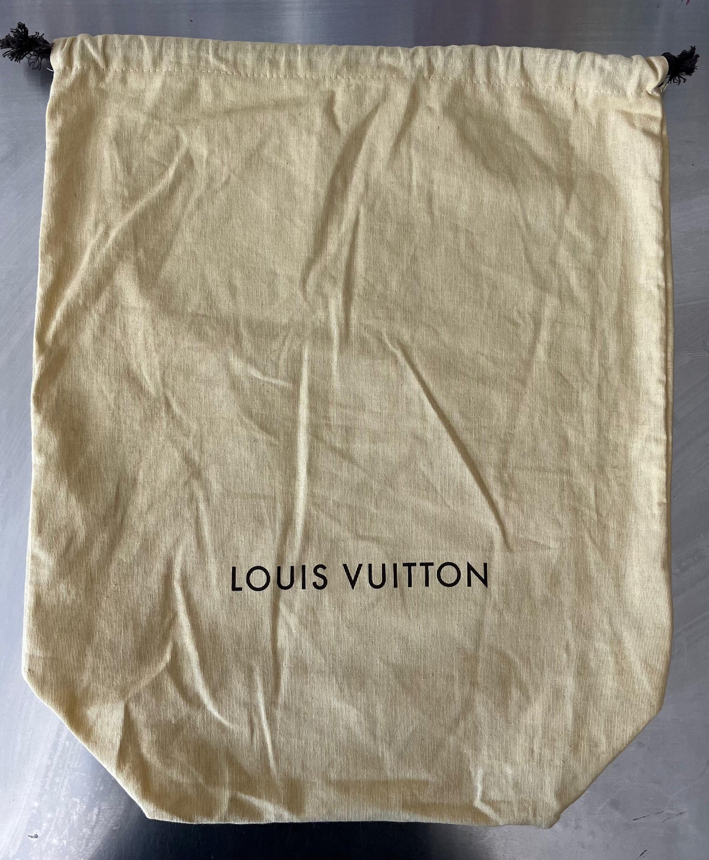 Louis Vuitton Berkeley Damier
