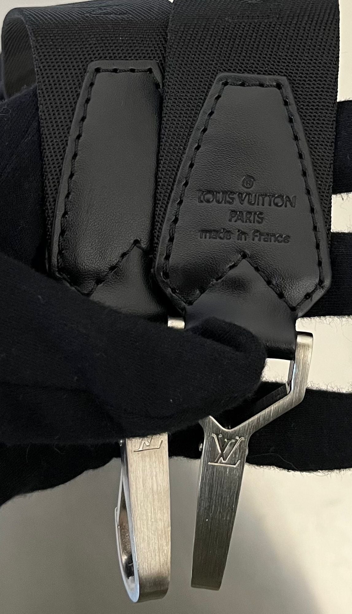 Louis Vuitton Kendall PM Taiga
