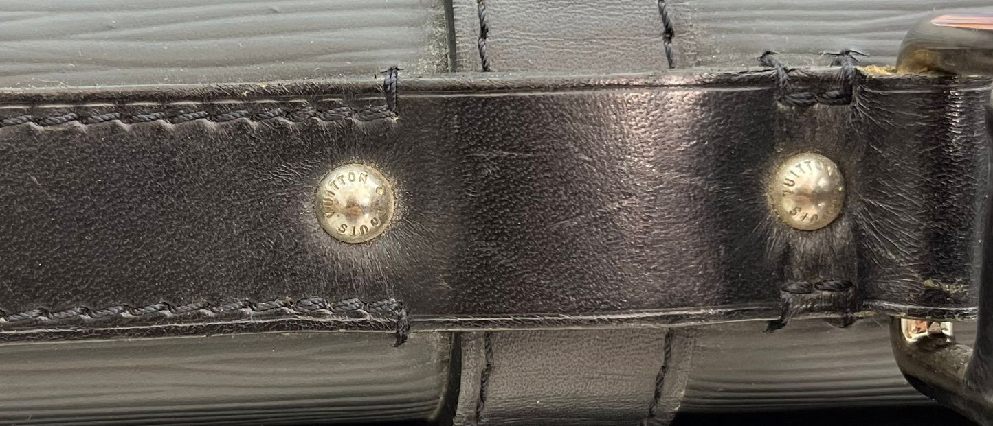 Louis Vuitton Larry Epi Leder