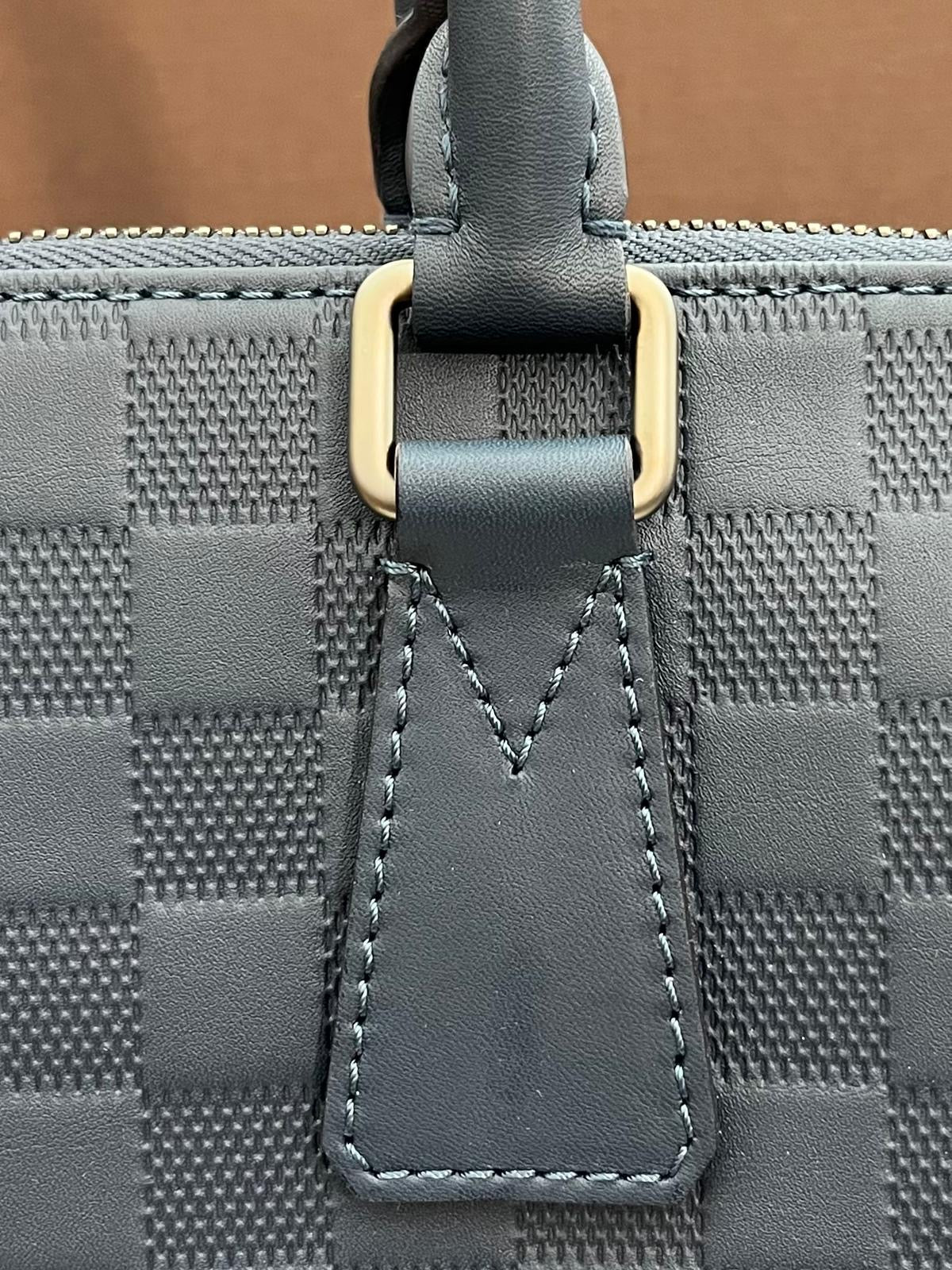 Louis Vuitton Porte Documents Jour Damier Infini Cosmos