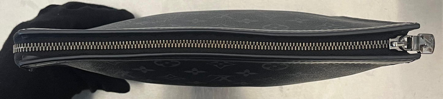 Louis Vuitton Pochette Voyage MM