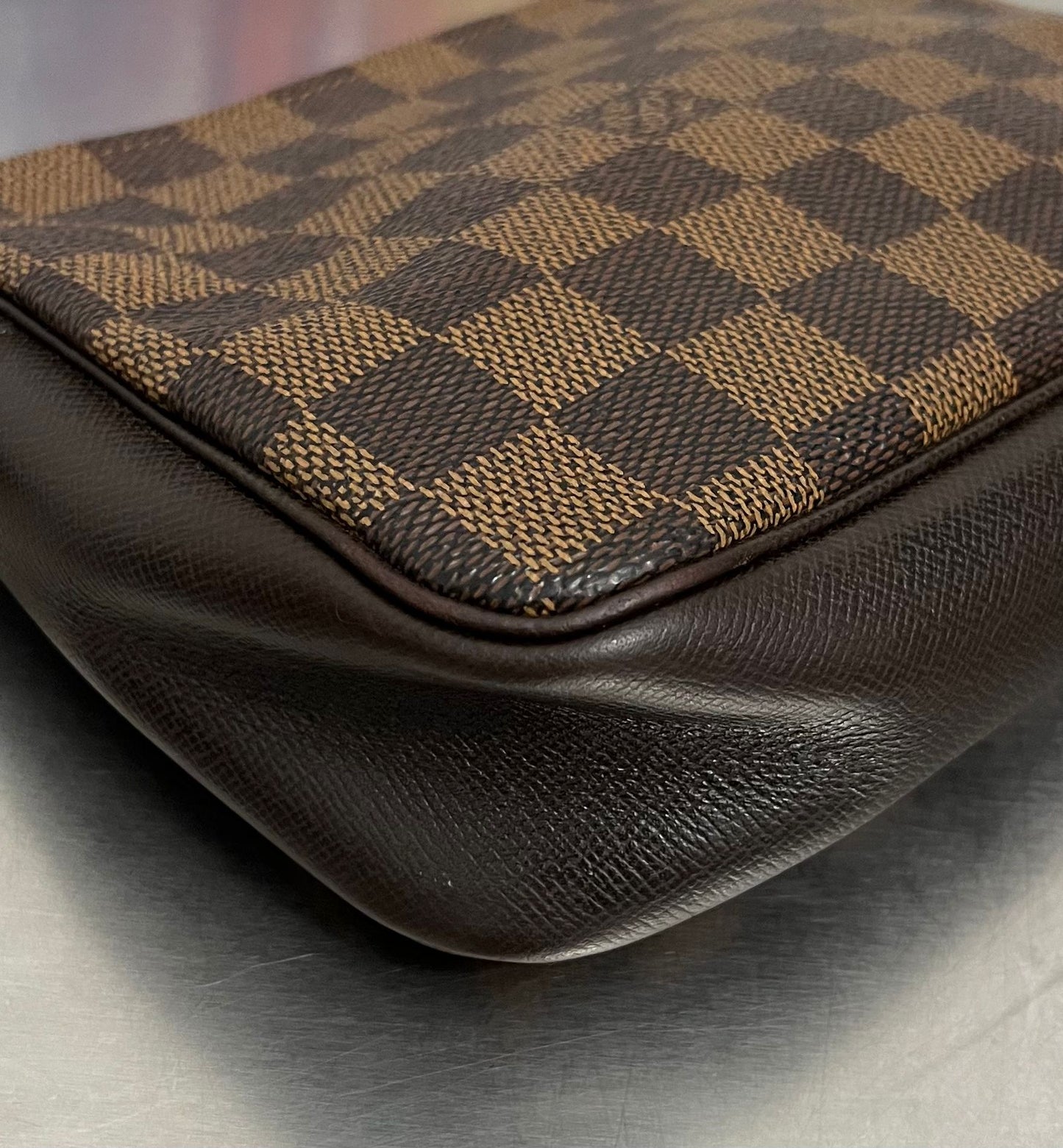 Louis Vuitton Trousse Make-up