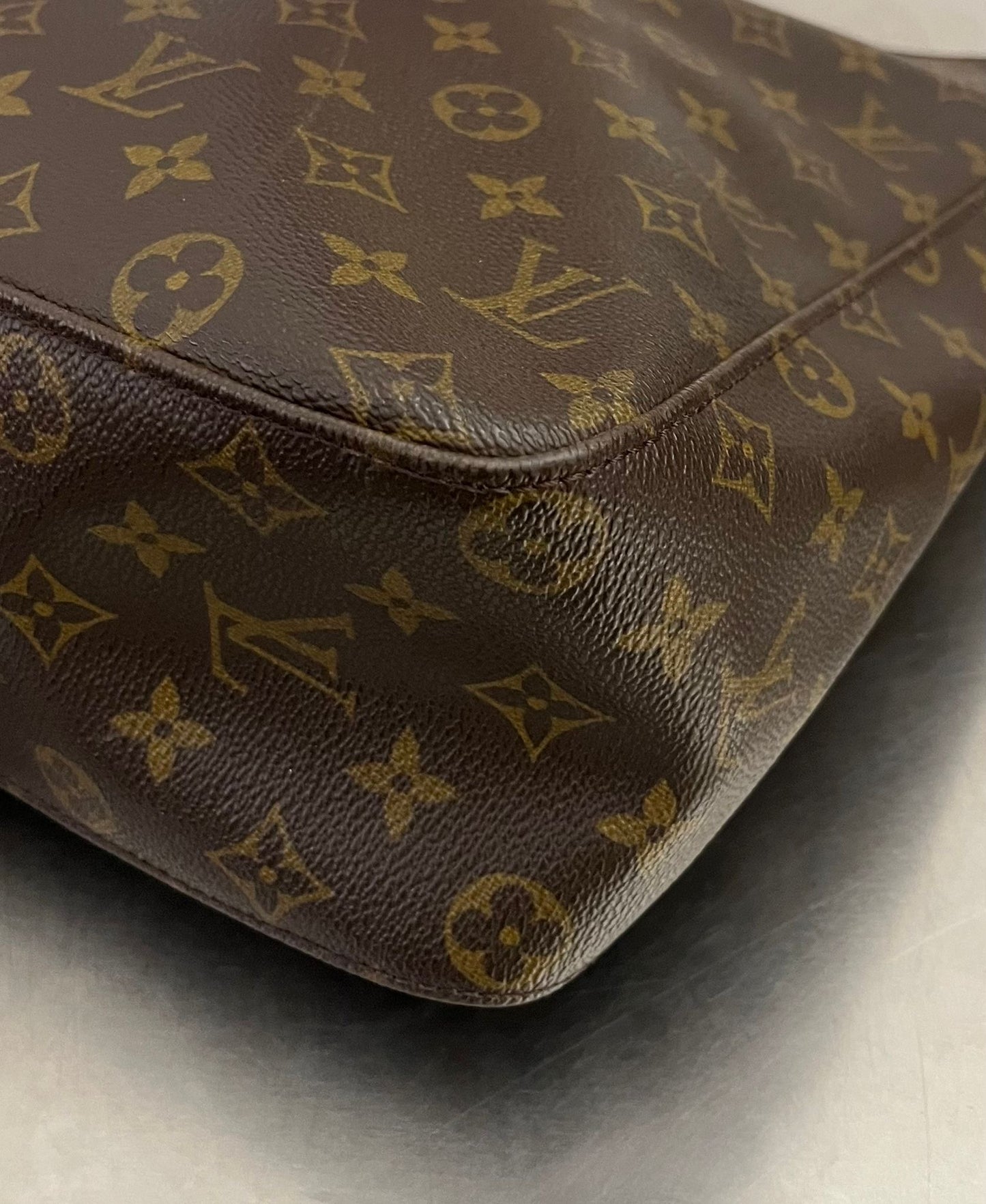 Louis Vuitton Looping GM