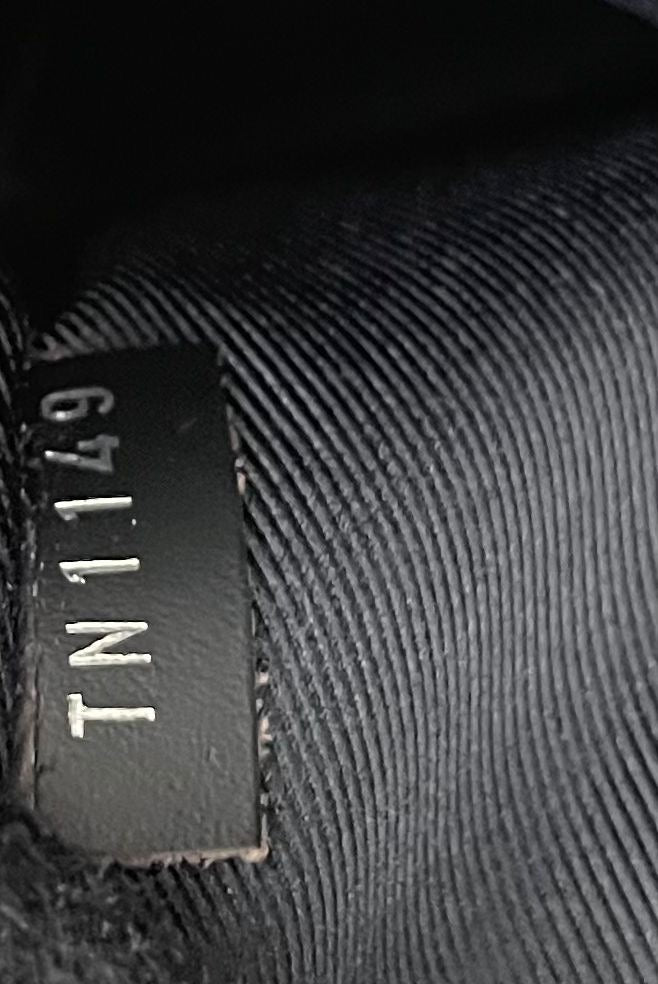 Louis Vuitton Pochette Discovery GM