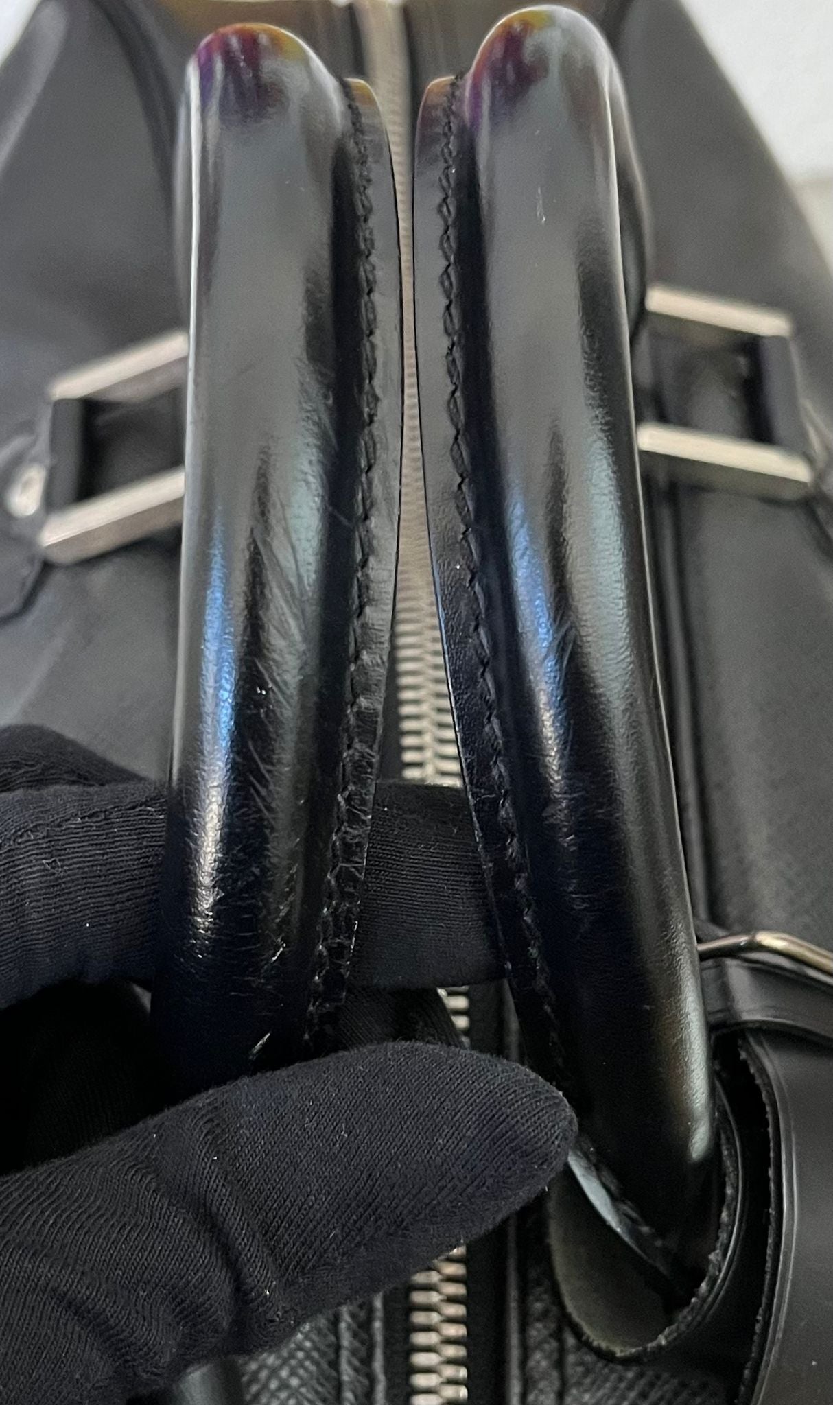 Louis Vuitton Kendall PM Taiga
