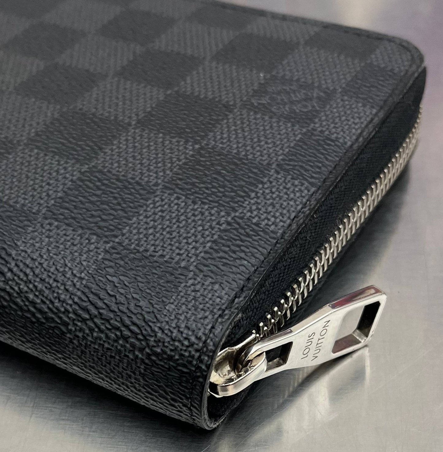 Louis Vuitton Zippy Organizer Damier