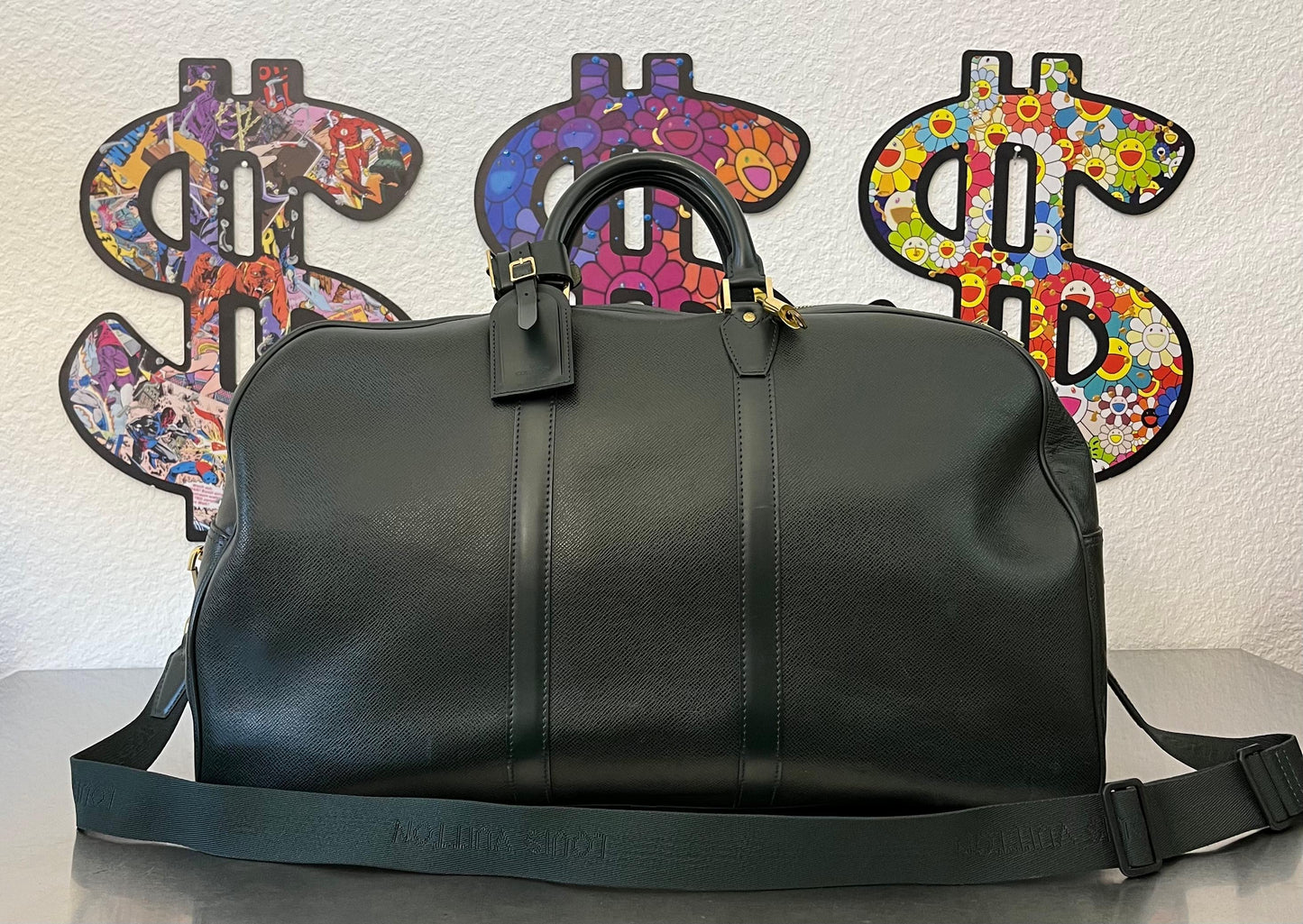 Louis Vuitton Kendall GM Taiga Leder