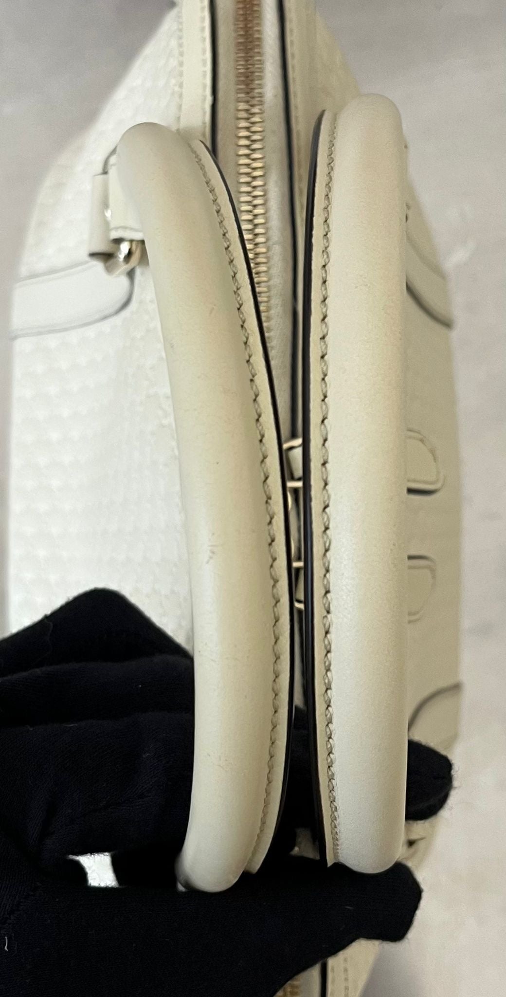 Gucci Micro Guccissima