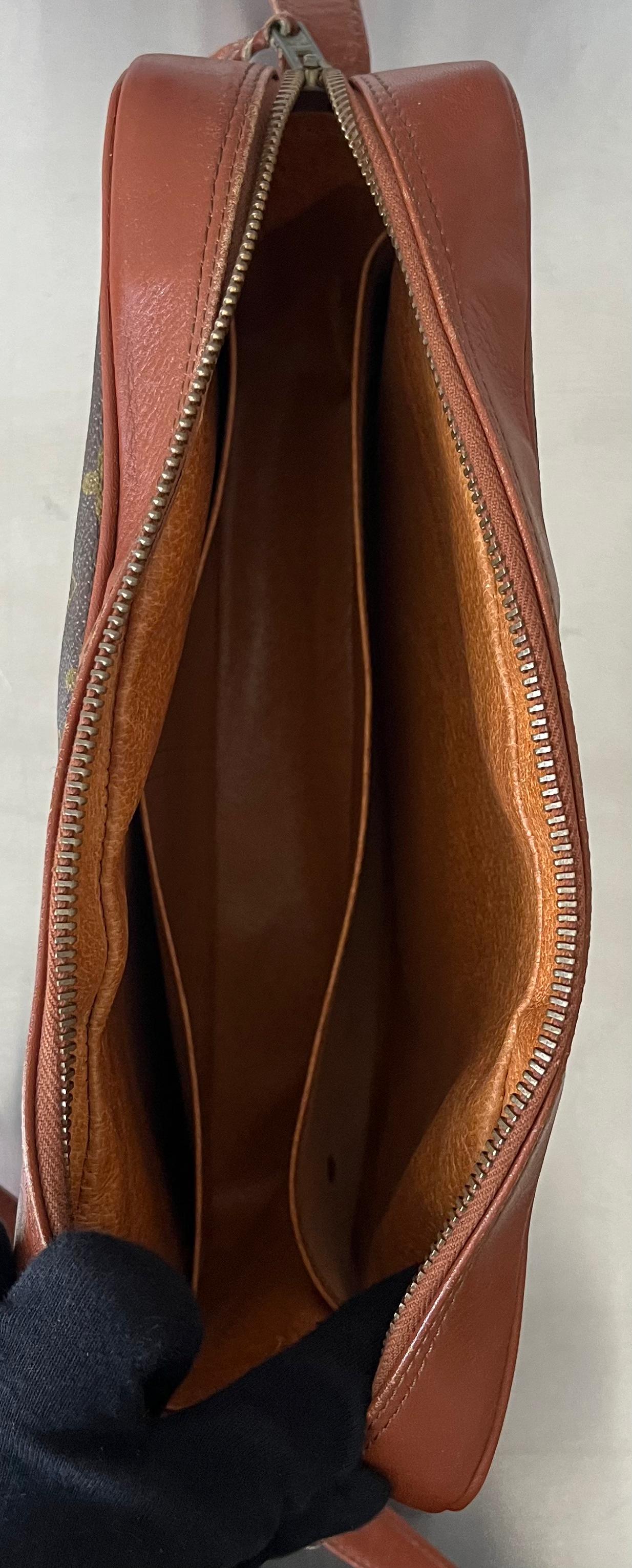 Louis Vuitton Sac Bandouliere Monogram