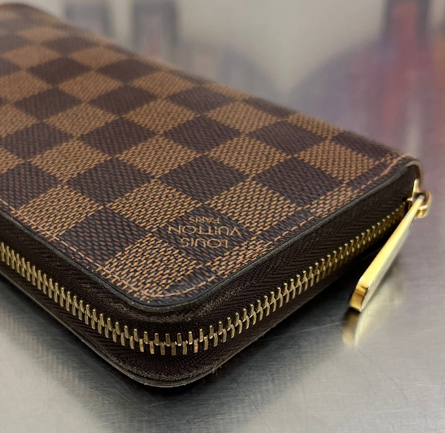 Louis Vuitton Zippy Damier