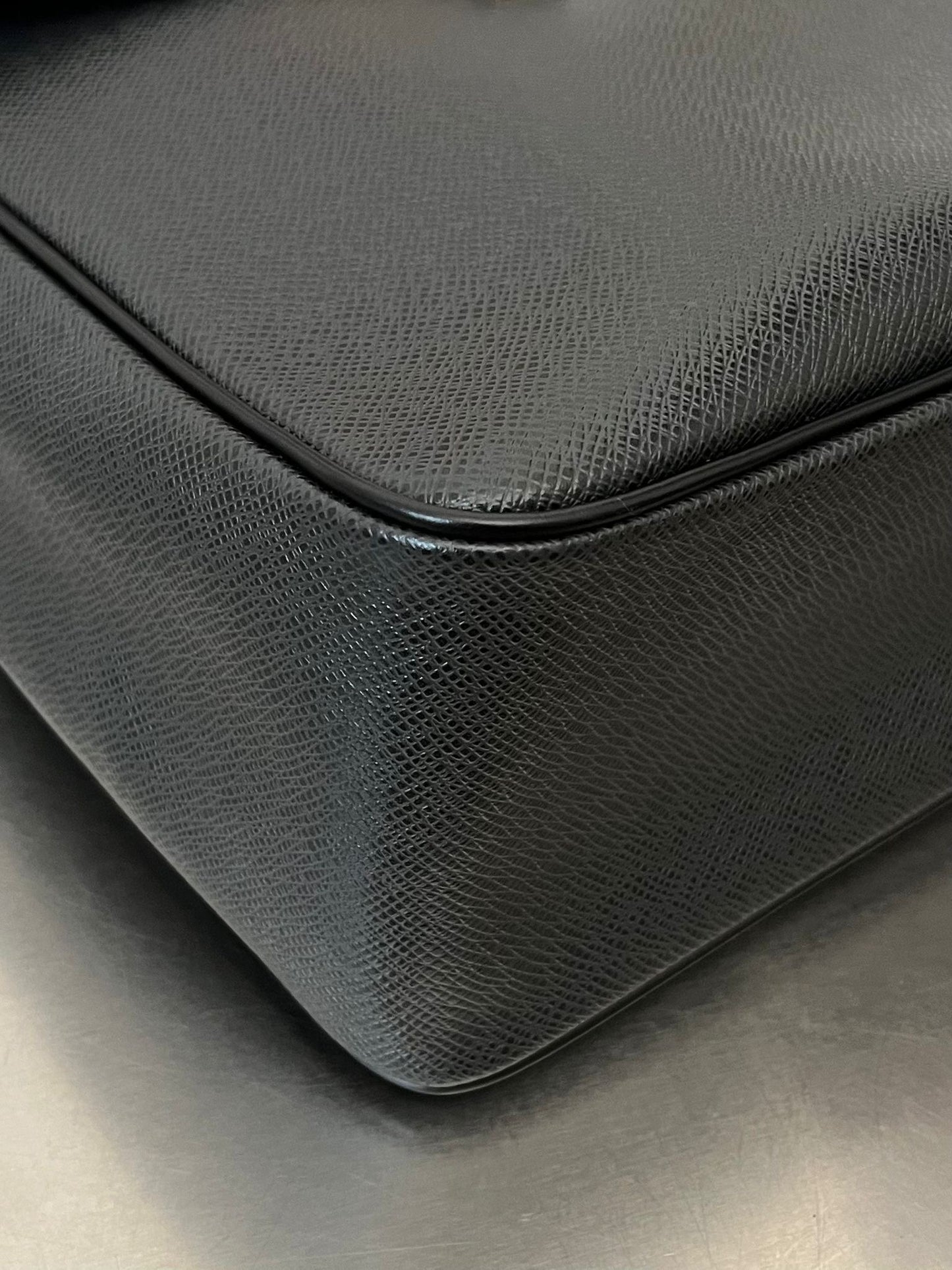 Louis Vuitton Yaranga Taiga