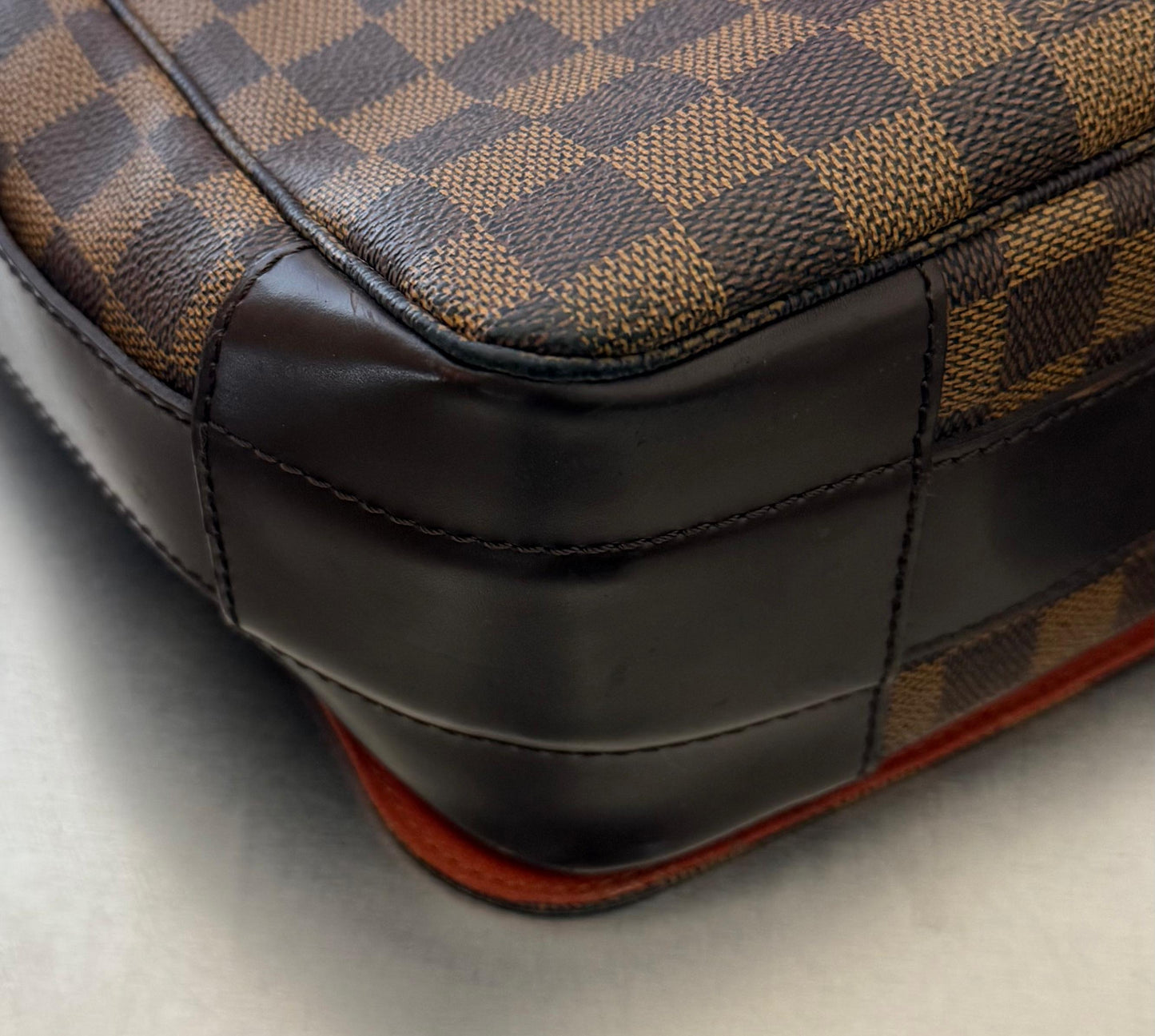 Louis Vuitton Bastille Messenger