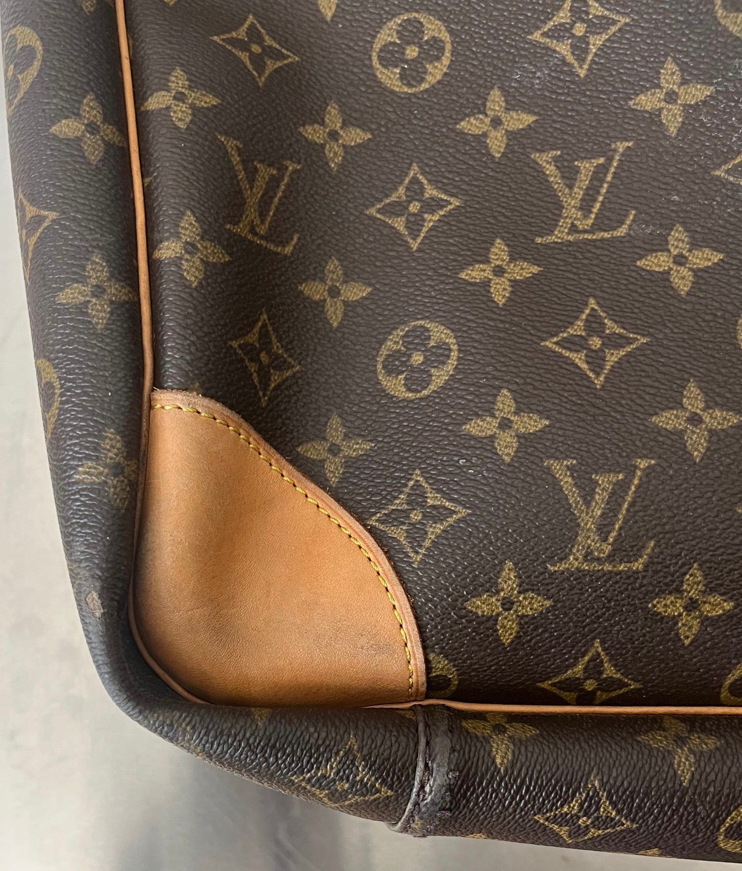 Louis Vuitton Sirius 70