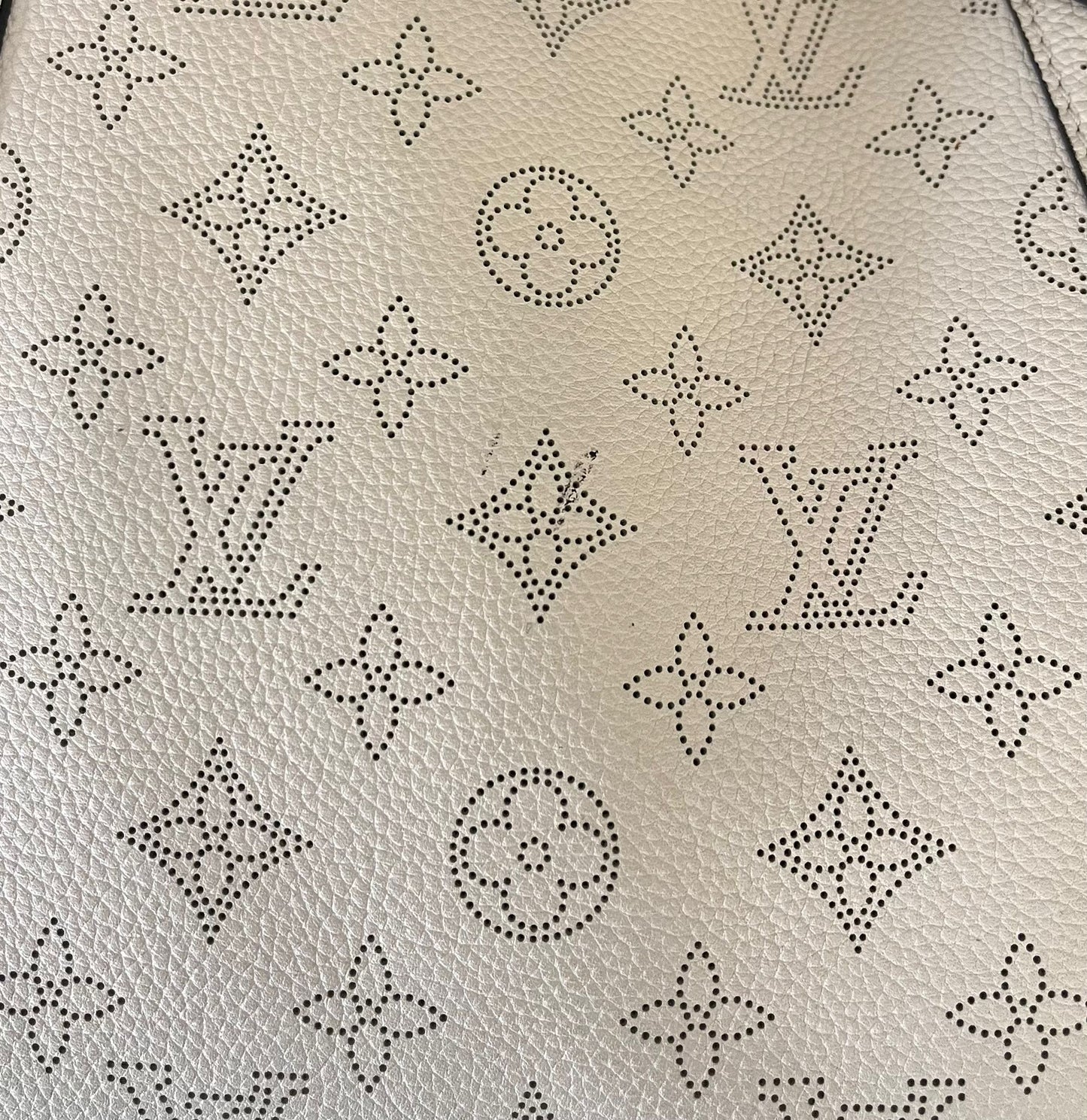 Louis Vuitton Hina PM