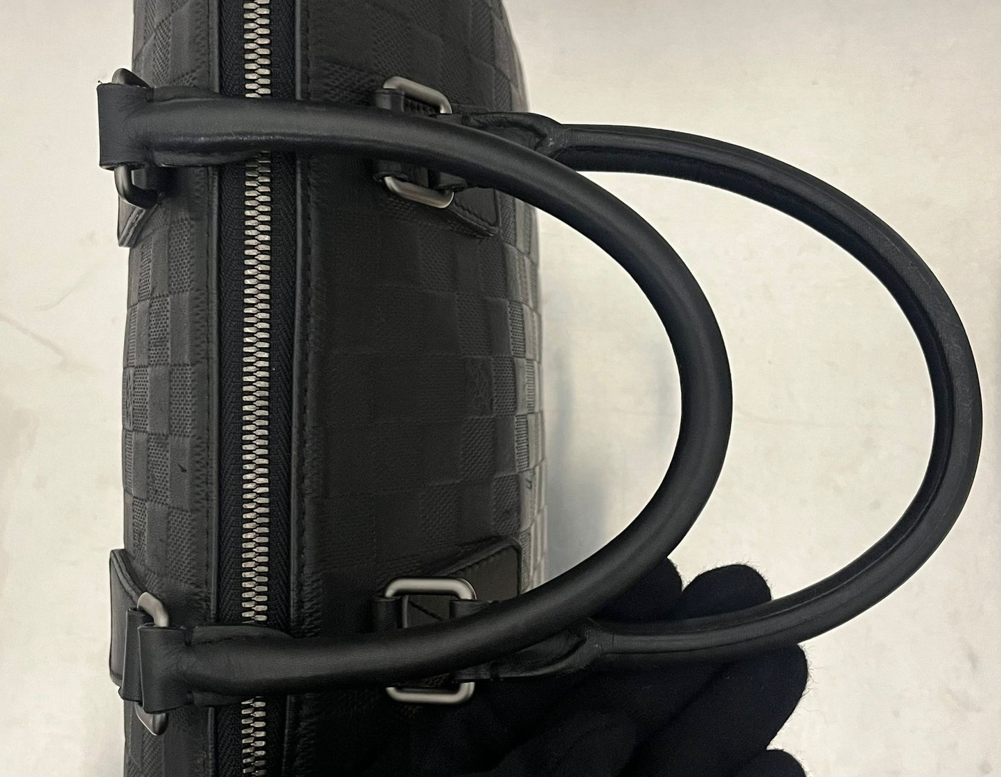 Louis Vuitton Porte Documents Jour Infini