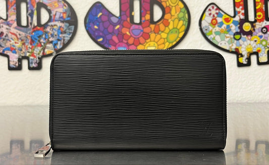 Louis Vuitton Zippy Organizer Epi