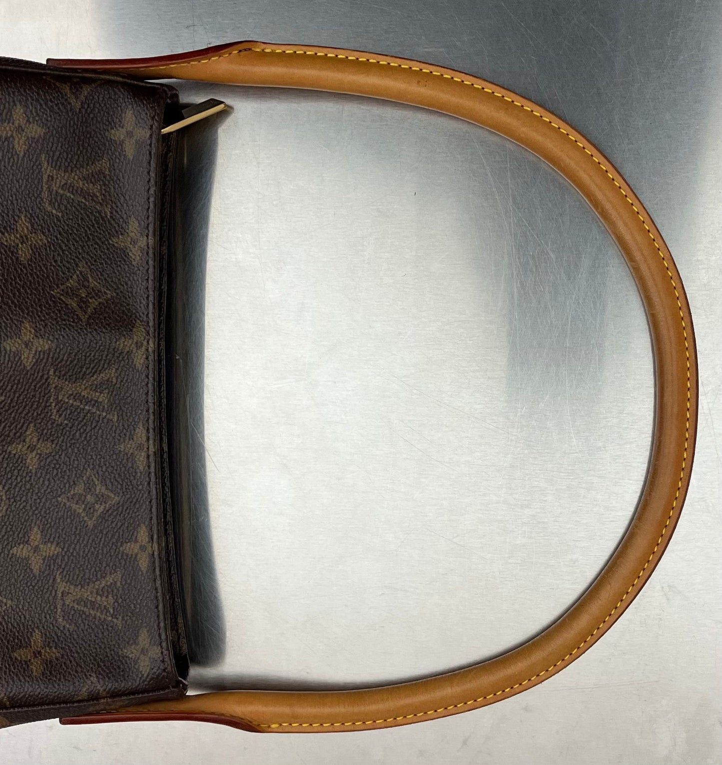 Louis Vuitton Looping MM