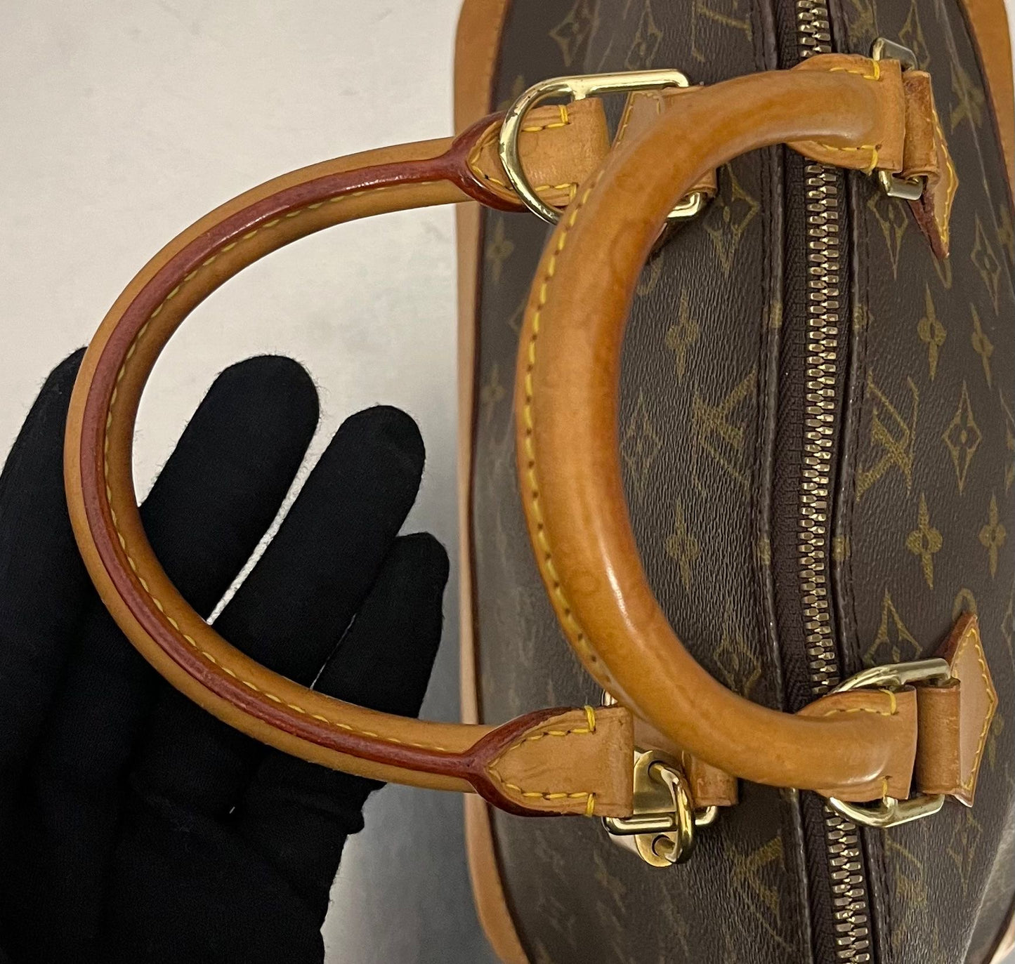 Louis Vuitton Alma PM