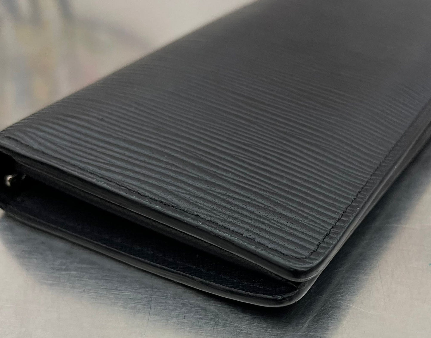 Louis Vuitton Brazza Epi