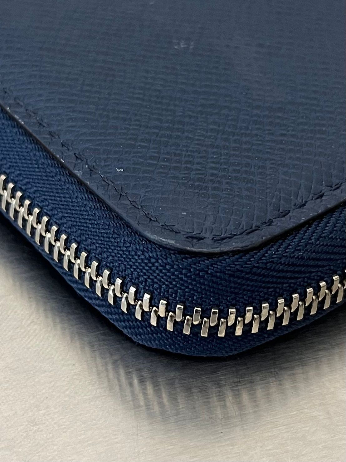 Louis Vuitton iPad Organizer Taiga