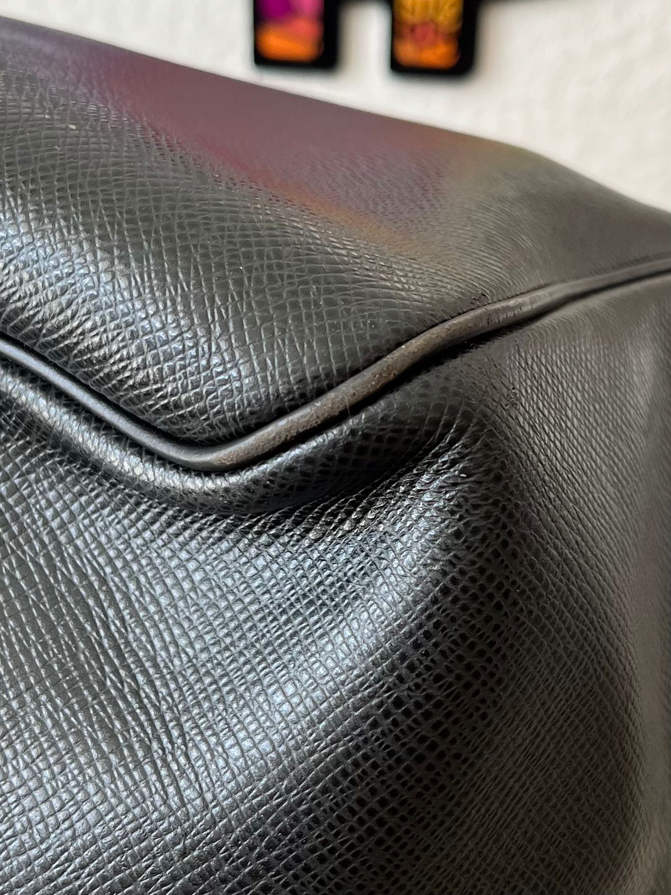 Louis Vuitton Kendall PM Taiga