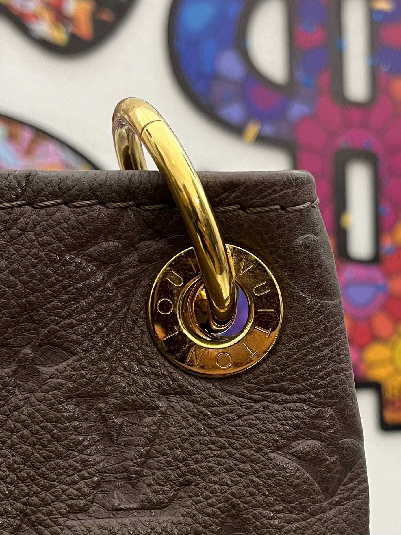 Louis Vuitton Artsy MM