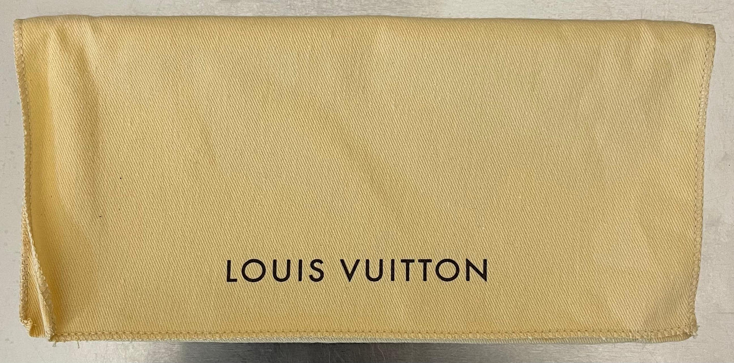 Louis Vuitton Caissa Damier