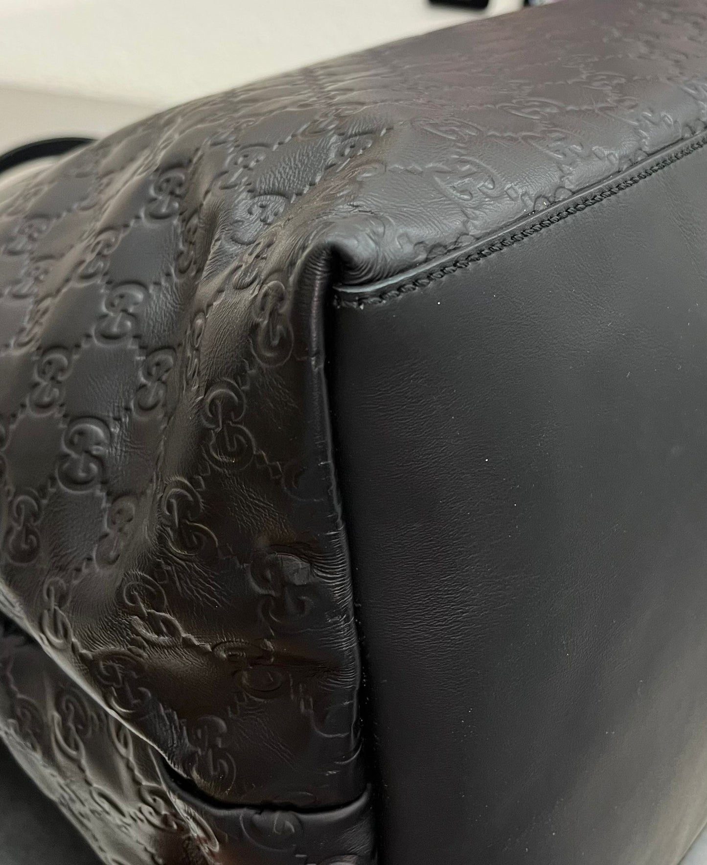 Gucci GG Black Guccissima