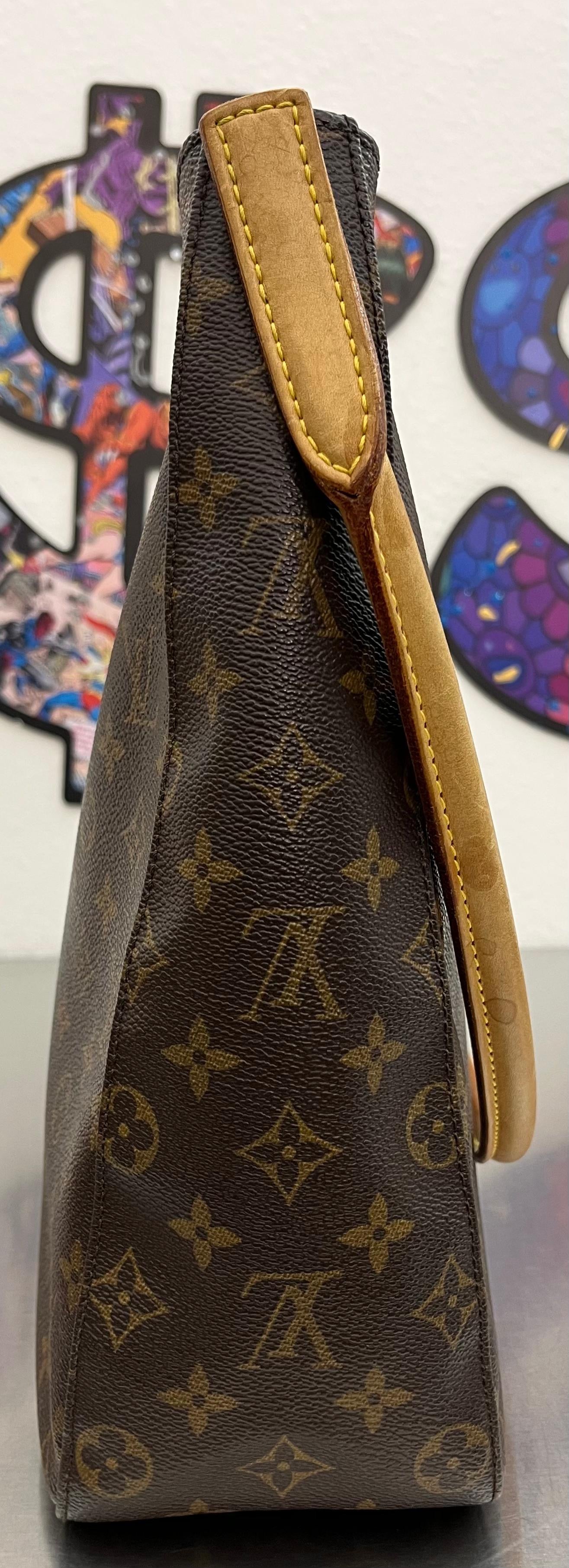 Louis Vuitton Looping GM