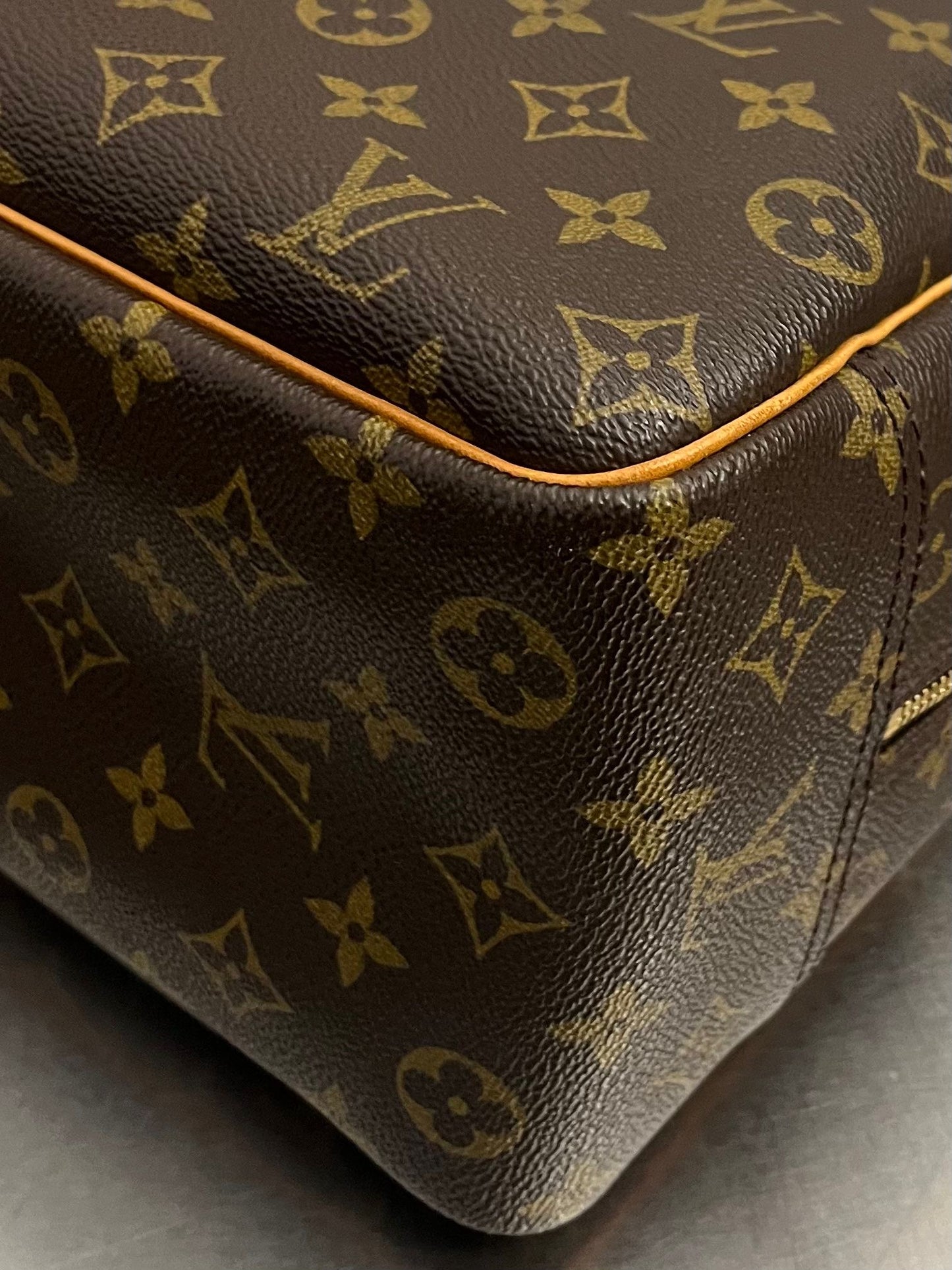 Louis Vuitton Deauville