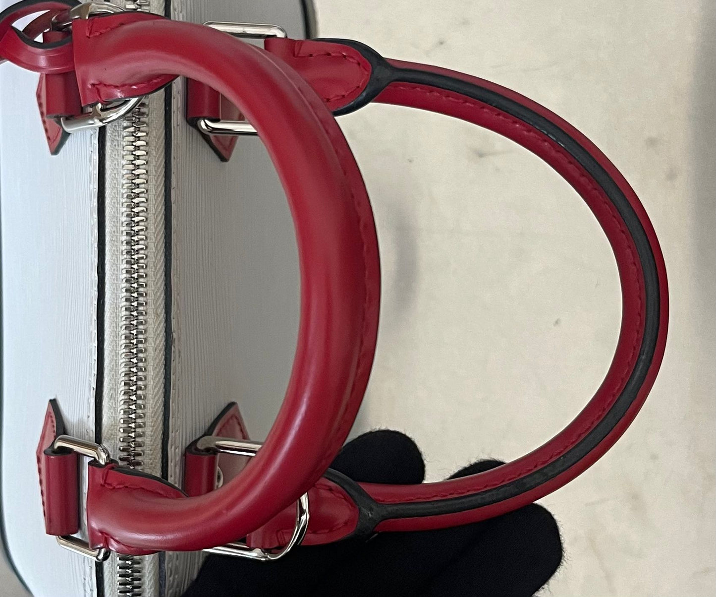 Louis Vuitton Alma BB Epi