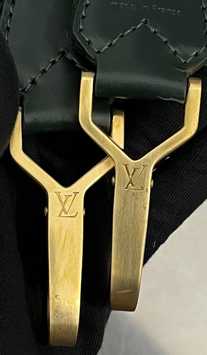 Louis Vuitton Kendall GM Taiga Leder